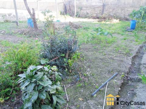 Moradia Bifamiliar T6+2 em Rio Tinto