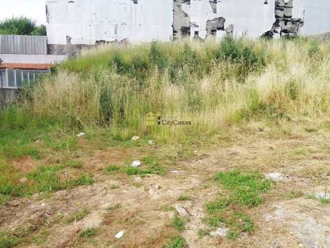 Terreno para Construção de Moradia