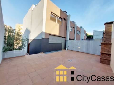 Moradia Moderna em S. Cosme