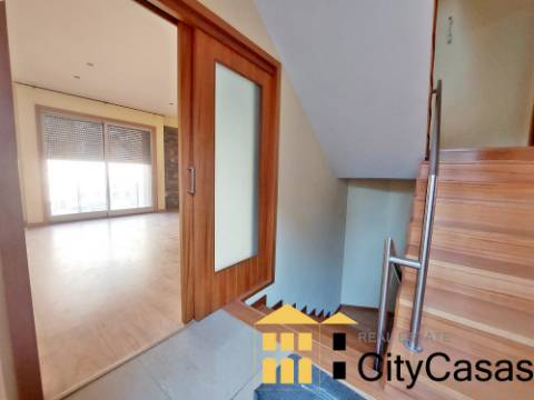 Moradia Moderna em S. Cosme