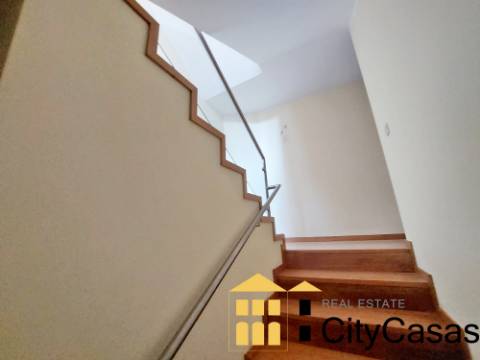 Moradia Moderna em S. Cosme