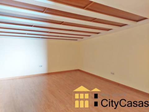 Moradia Moderna em S. Cosme