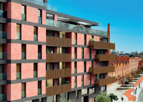 T2 Novo c/ Varanda e Garagem - Edifício c/ Vistas Ria