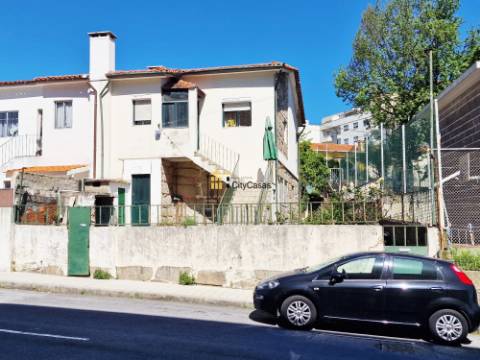 Moradia nas Antas, Porto