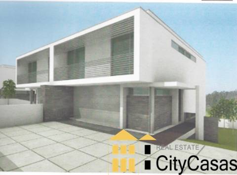 Lote p/ Moradia T4 | S. Romão do Coronado