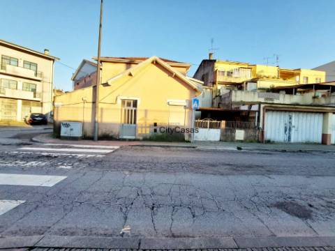 Conjunto de 5 Casas em Ermesinde