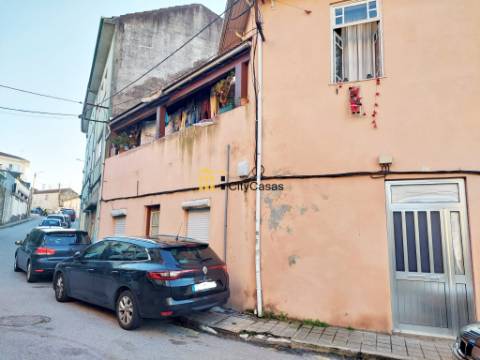 Conjunto de 5 Casas em Ermesinde