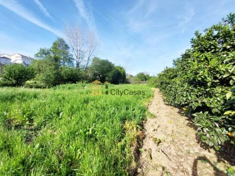 Terreno Rústico com 4000 m2 em Ermesinde