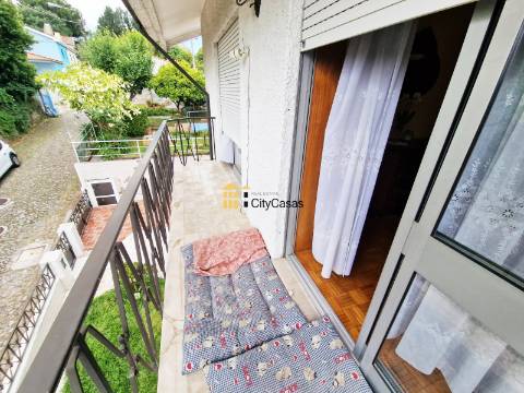 Propriedade com 4 Casas | São Mamede de Infesta