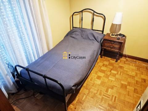 Propriedade com 4 Casas | São Mamede de Infesta