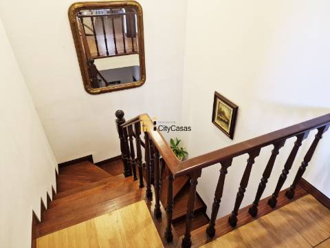 Propriedade com 4 Casas | São Mamede de Infesta