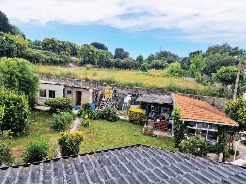 Propriedade com 4 Casas | São Mamede de Infesta