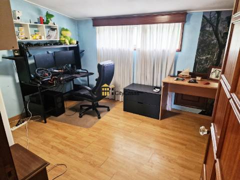 Propriedade com 4 Casas | São Mamede de Infesta