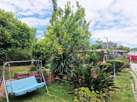 Propriedade com 4 Casas | São Mamede de Infesta