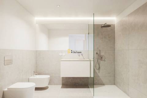 Apartamento T3 c/ Terraço Novo no Bonfim