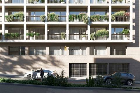 Apartamento T3 c/ Terraço Novo no Bonfim