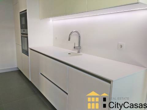 Apartamento T4 na Boavista | Porto