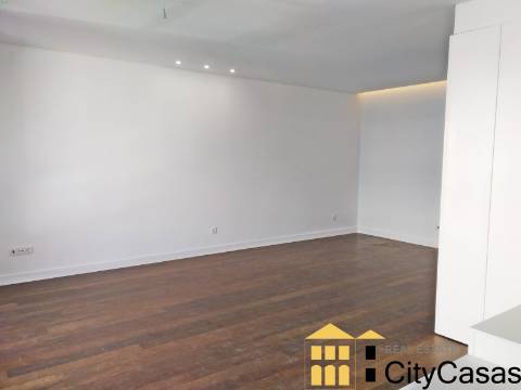 Apartamento T4 na Boavista | Porto