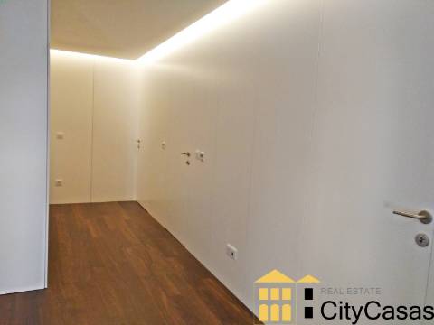 Apartamento T4 na Boavista | Porto