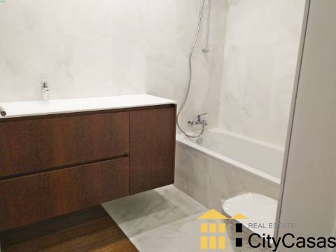 Apartamento T4 na Boavista | Porto