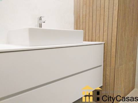 Apartamento T4 na Boavista | Porto