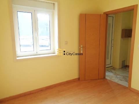 Moradia Renovada em Campanhã | Porto