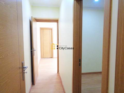 Moradia Renovada em Campanhã | Porto