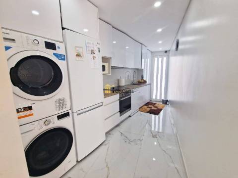 Moradia Renovada em Perafita | Matosinhos