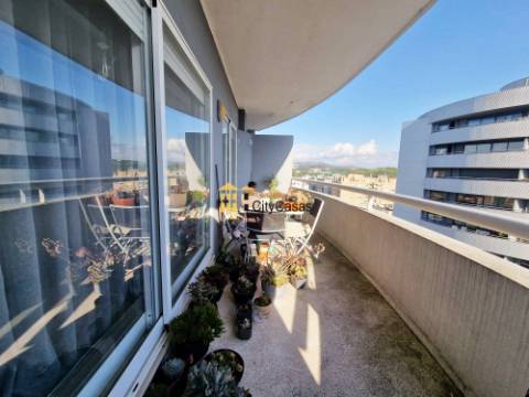 Apartamento T1 c/ L. Garagem em Águas Santas