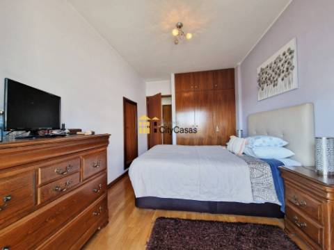 Apartamento T1 c/ L. Garagem em Águas Santas