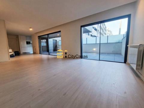 Apartamento T2 com Terraço | Canidelo