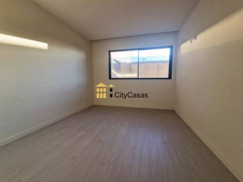 Apartamento T2 com Terraço | Canidelo