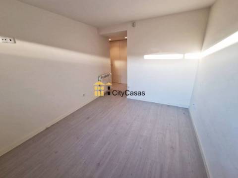 Apartamento T2 com Terraço | Canidelo