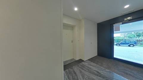 Apartamento T2 com Terraço | Canidelo