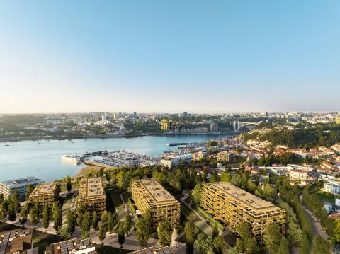 T4 C/ Terraço e Jacuzzi | Junto ao Rio Douro