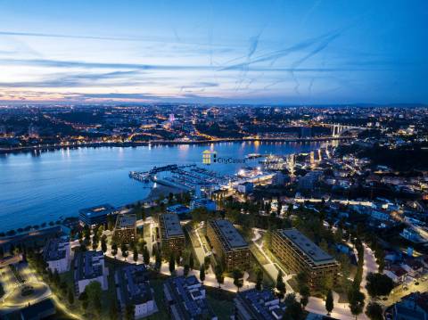 T4 C/ Terraço e Jacuzzi | Junto ao Rio Douro