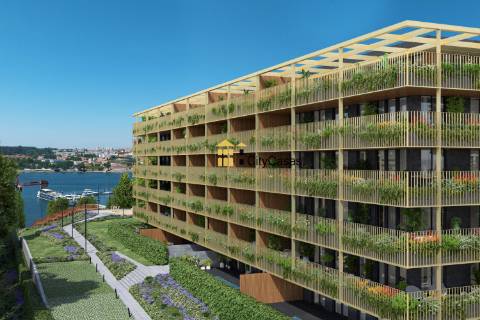 ApartamentoT2 c/ Varanda 33 me | Junto ao Rio Douro