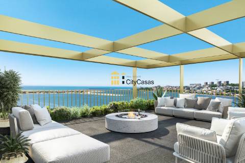 Apartamento T3 com Varanda de 29 m2| Junto ao Rio Douro