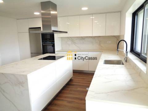 Moradia T3 Nova em Ermesinde