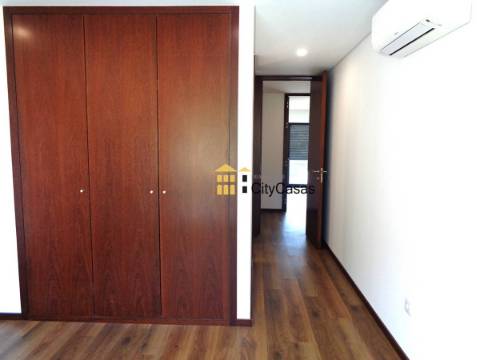 Moradia T3 Nova em Ermesinde