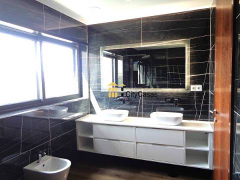 Moradia T3 Nova em Ermesinde