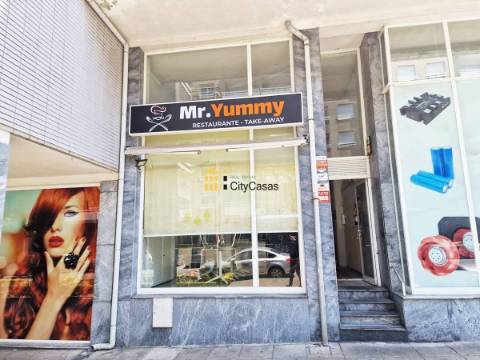 Loja c/ 2 pisos em Águas Santas