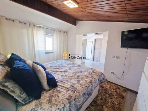 Moradia T3 + Casa T1 Renovadas | Lavra