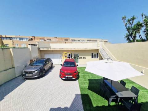 Moradia T3 + Casa T1 Renovadas | Lavra