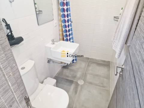 Moradia T3 + Casa T1 Renovadas | Lavra