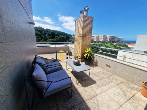 T3 Duplex c/ Terraço | Vistas Mar | Madalena