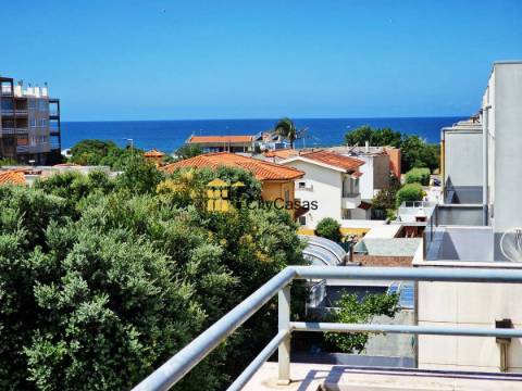 T3 Duplex c/ Terraço | Vistas Mar | Madalena