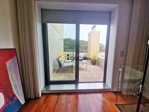 T3 Duplex c/ Terraço | Vistas Mar | Madalena