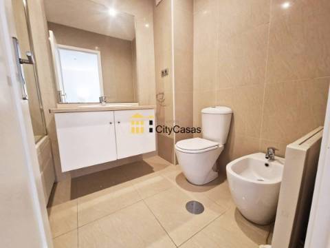 T3 Duplex c/ Terraço | Vistas Mar | Madalena