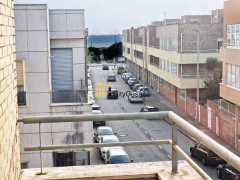 T3 Duplex c/ Terraço | Vistas Mar | Madalena